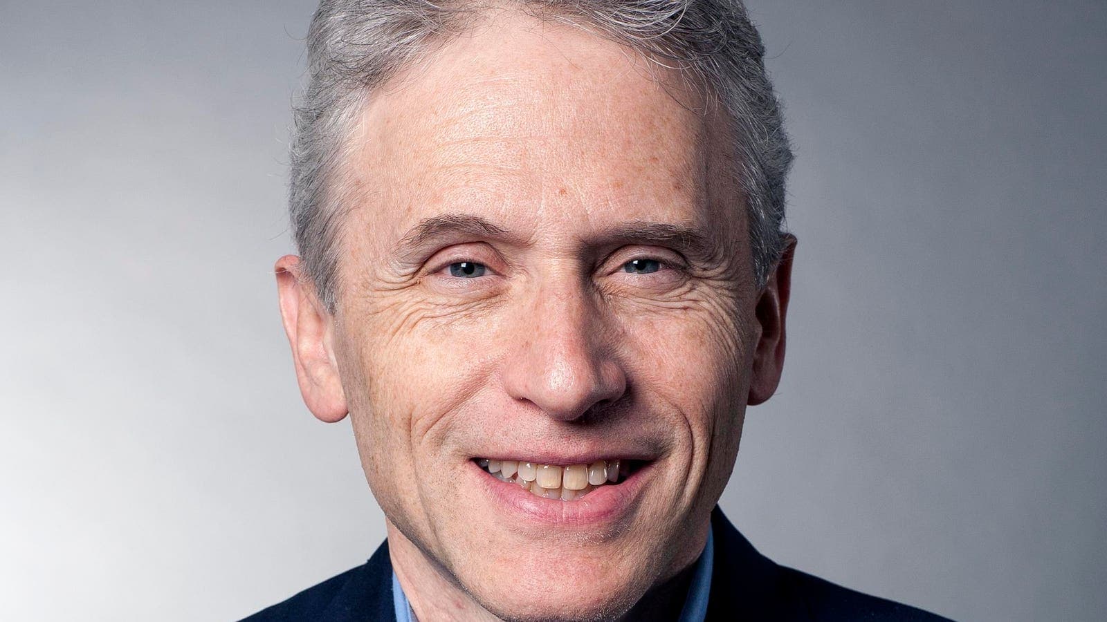 Dr. Richard Gliklich has been working to improve the management of chronic conditions by analysing health outcomes data since 1999. He is the founder and CEO of OM1, a health outcomes and registries company focused on the measurement, comparison, and prediction of real-world treatment outcomes.